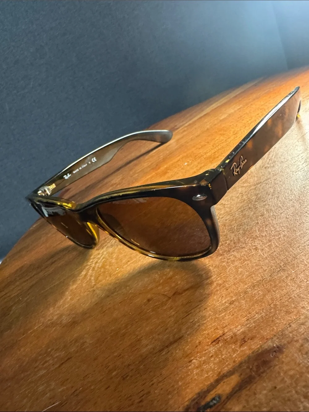Used Ray-Ban  New wayfarer Tortoiseshell Sunglasses - Brown Lenses